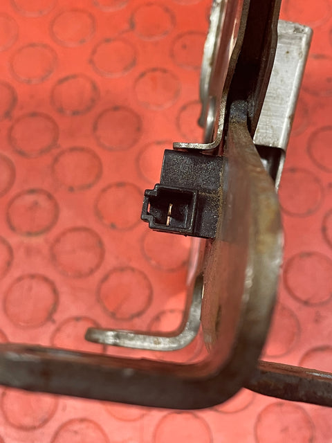 Toyota Hilux HANDBRAKE LEVER ASSEMBLY 2020 P/N 462010K210C0