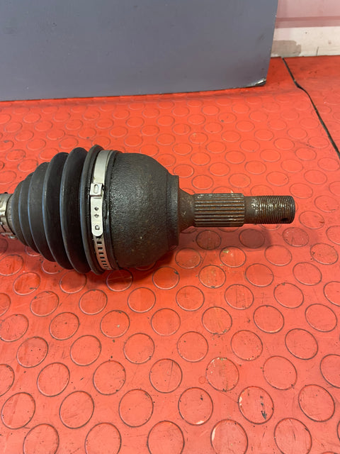 Citroen Dispatch/Peugeot Expert DRIVESHAFT Drivers Side 2008-2016 1.6 P/N 1440100780