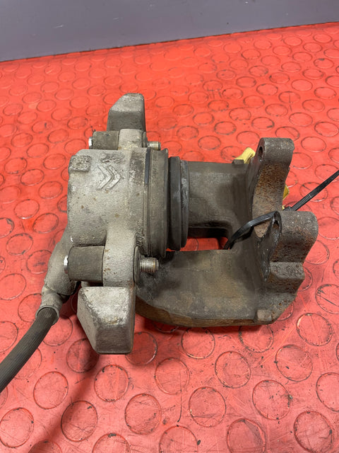 Citroen Berlingo/Peugeot Partner FRONT BRAKE CALIPER Passenger Side 2018-2024 P/N 9830798880