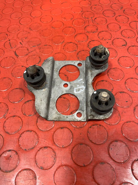 Volkswagen T5 Transporter ABS MODULE MOUNTING BRACKETS 2003-2010 P/N 7L8614235