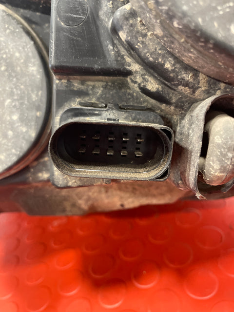 Ford Transit Custom DRIVER SIDE HEADLIGHT (Chrome Insert) 2013-2018 P/N BK2113D152B