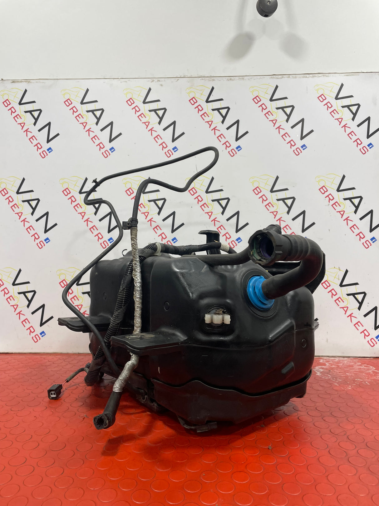 Ford Transit Custom/MK8 2.0 ADBLUE TANK COMPLETE WITH PUMP 2017/2023 P/N GK215J228AH/GK215J229AD
