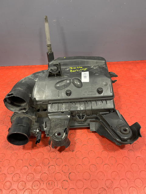 Citroen Berlingo/Peugeot Partner AIRBOX WITH AIR FLOW SENSOR & AIR FILTER 1.6hdi 2008-2016 P/N 9673061080