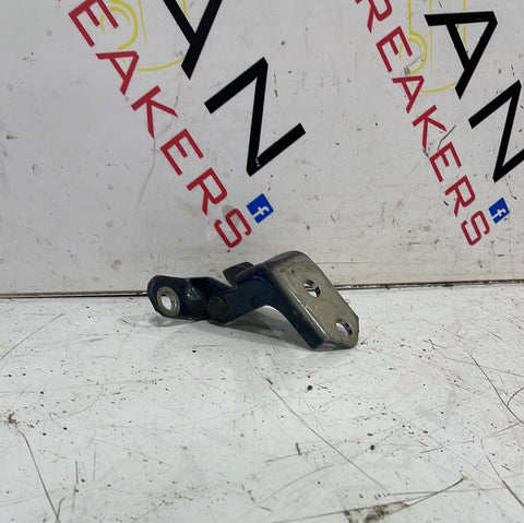 Ford Ranger PASSENGER SIDE LOWER DOOR HINGE 2022 P/N U9WHA 2