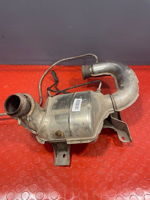 Citroen Dispatch/Peugeot Expert/Vauxhall Vivaro CATALYTIC CONVERTER (W/ Sensors) 2.0 2016-2024 P/N 9820974580 - 1