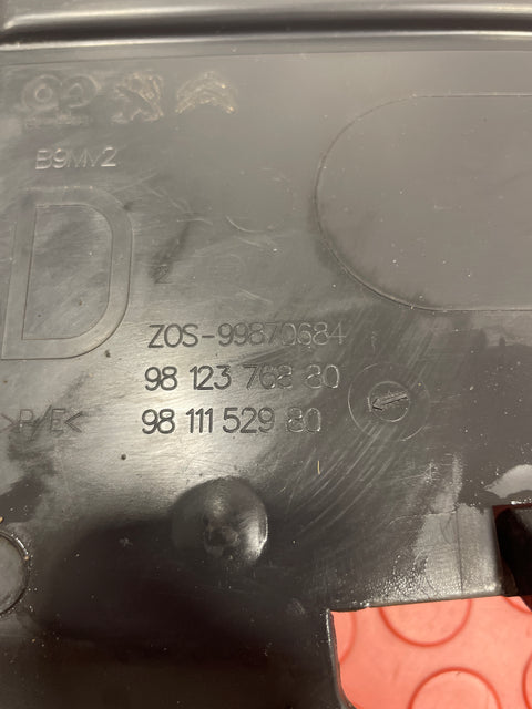 Citroen Berlingo/Peugeot Partner O/S/F AIR STEERING TRIM 2008-2018 P/N 9812376880