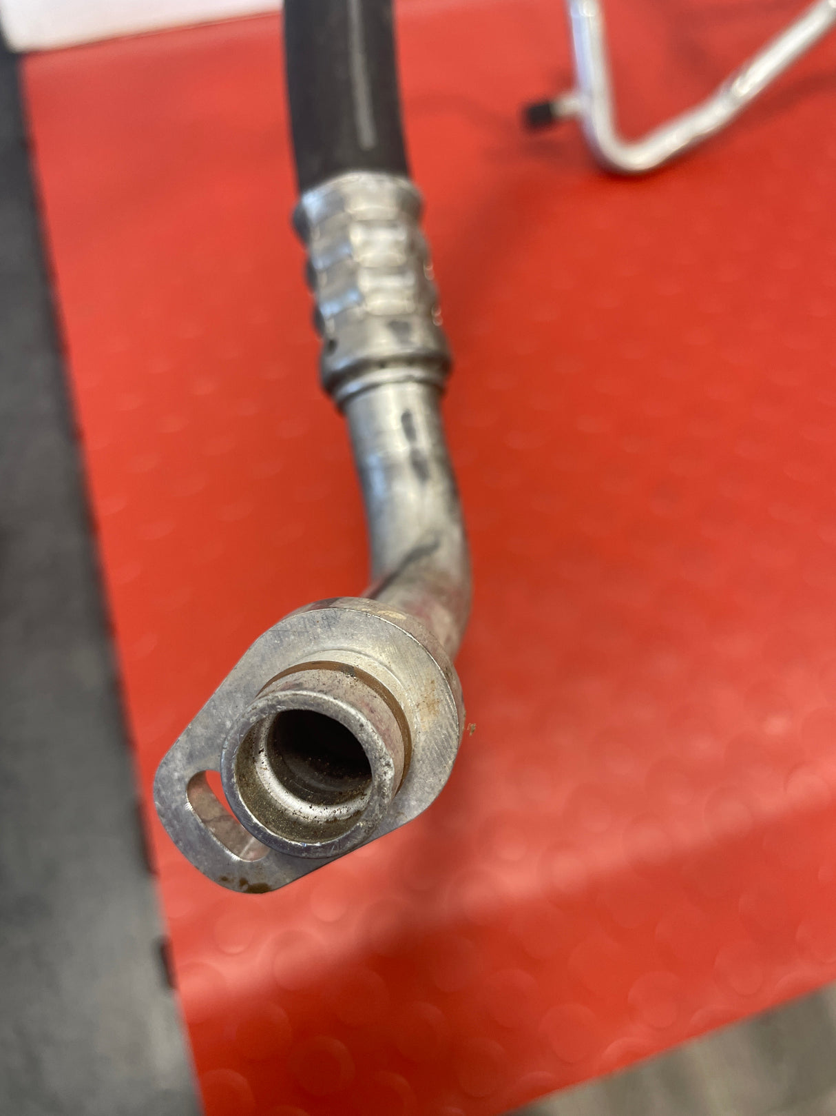 Renault Trafic MK3 1.6 Vauxhall Vivaro AIR CON PIPE 2015-19 P/N 924807649R