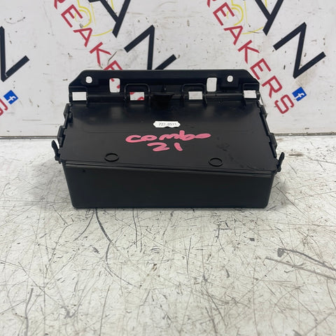 Citroen Berlingo/Peugeot Partner/Toyota Proace City/Vauxhall Combo STORAGE BOX CENTRE CONSOLE MK4 2018-2023 9820636177