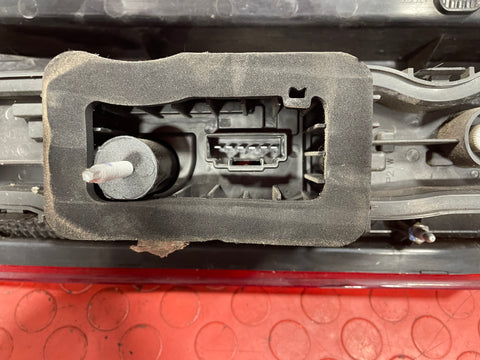 Ford Transit Custom TAILLIGHT DRIVER SIDE RH 2013-2016 P/N BK2113404AF - 3