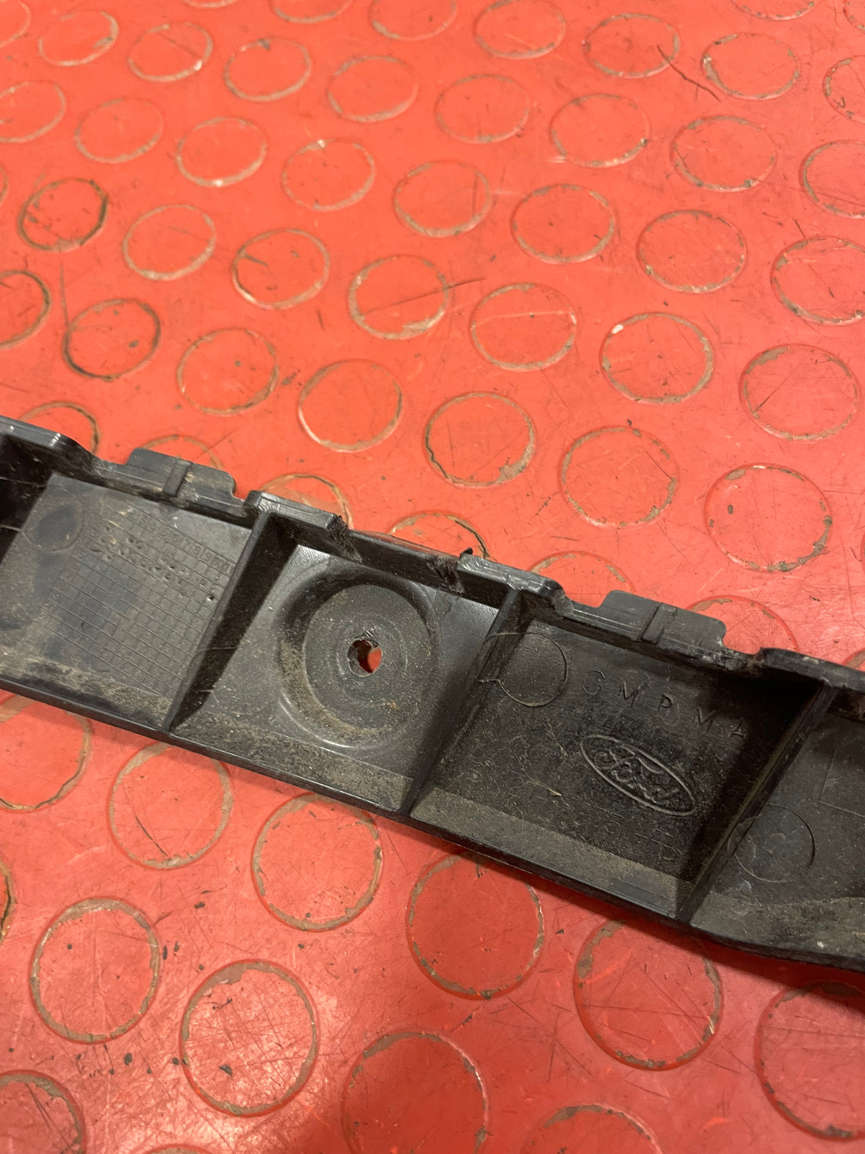 Ford Transit Custom BUMPER CORNER BRACKET Passenger Side Rear 2013-2018 P/N BK2117A751AB