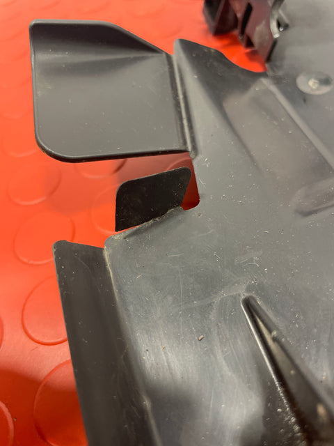 Citroen Berlingo/Peugeot Partner O/S/F AIR STEERING TRIM 2008-2018 P/N 9812376880