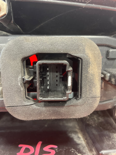 Renault Kangoo D/S OFFSIDE TAIL LIGHT 2008-2013 P/N 8200419945