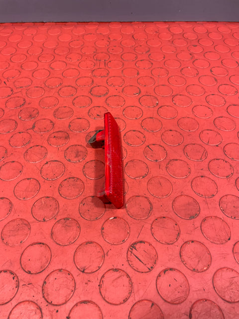 Renault Master 2/ Vauxhall Vivaro REAR BUMPER REFLECTOR P/N 7700353184