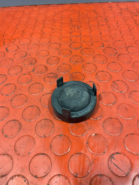 Volkswagen Golf Mk5/Renault Megane Mk3 HEADLIGHT DUST CAP COVER P/N 1305219118