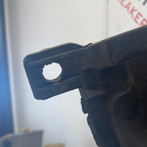 Renault Master PASSENGER SIDE HEADLIGHT O/S 2010-2019 P/N 260600050R