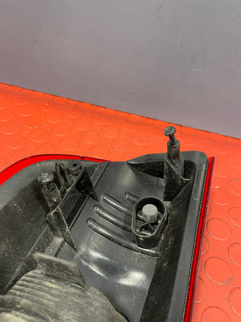 Vauxhall Vivaro/ Renault Trafic/ Fiat Talento REAR RIGHT TAILLIGHT Driver side 2014 - 2019 265504656R