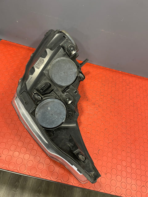 Ford Transit Custom HEADLIGHT ASSEMBLY Driver's Side Chrome Interior (1 mounting point damage) 2013-2018 P/N BK2113D152B - 1