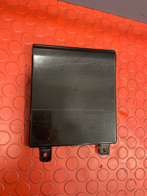 Renault Trafic/Vauxhall Vivaro/Nissan NV300 UNDER FUEL FILLER FLAP PASSENGER'S SIDE (Metallic Black) 2014-2019 P/N 788287806R