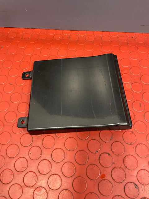 Renault Trafic/Vauxhall Vivaro/Nissan NV300 UNDER FUEL FILLER FLAP PASSENGER'S SIDE (Metallic Black) 2014-2019 P/N 788287806R