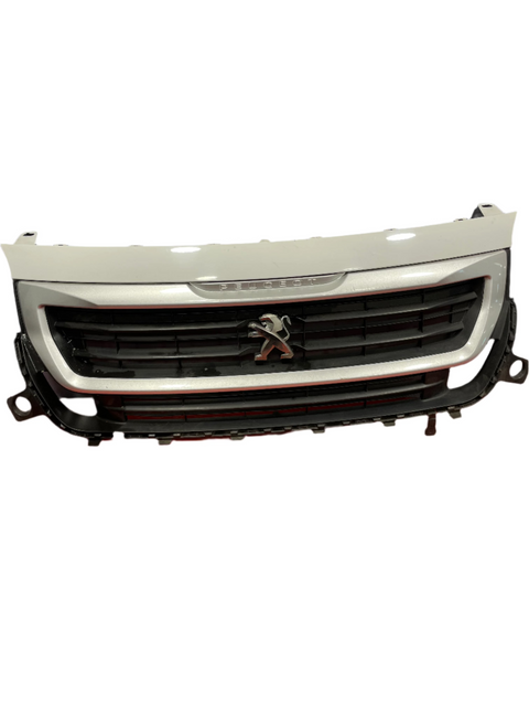 Peugeot Partner FRONT BUMPER GRILL COMPLETE W/ EMBLEM 2015-2018 P/N 9810963880 / 99869852