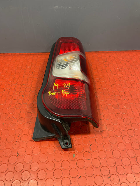 Citroen Berlingo/Peugeot Partner/Vauxhall Combo/Toyota Proace City DRIVERS SIDE TAILLIGHT 2019-2024 P/N 9820554880 - 6