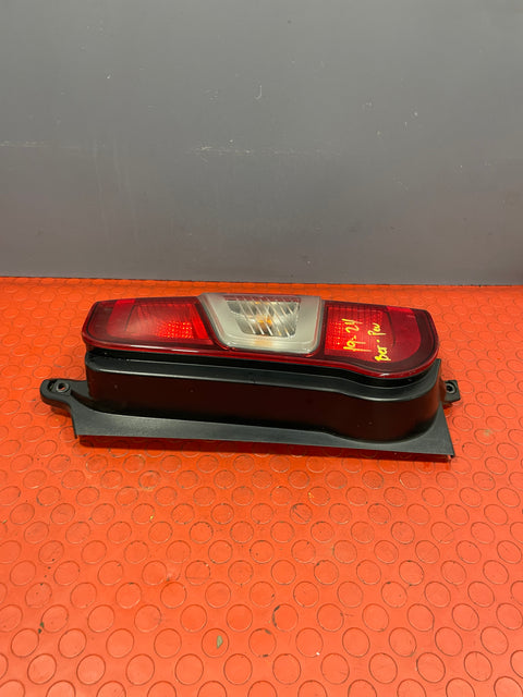 Citroen Berlingo/Peugeot Partner/Vauxhall Combo/Toyota Proace City DRIVERS SIDE TAILLIGHT 2019-2024 P/N 9820554880 - 6