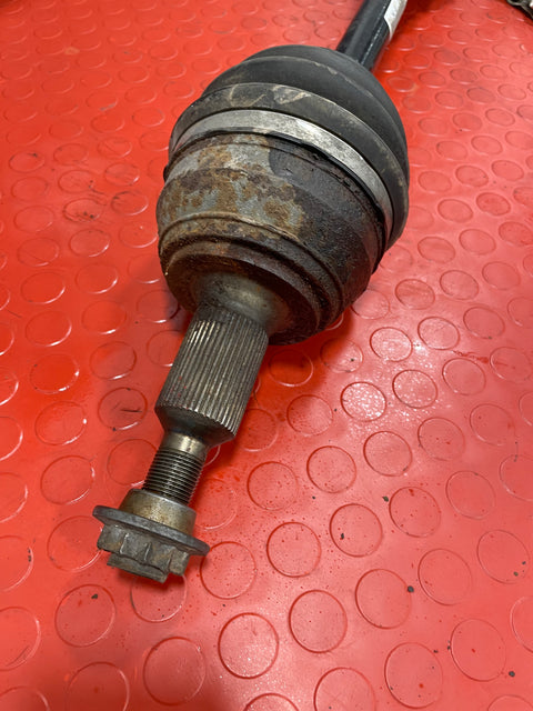 Volkswagen Crafter DRIVE SHAFT DRIVER SIDE RH Shaft 2.0 2018 P/N 2N0407272M