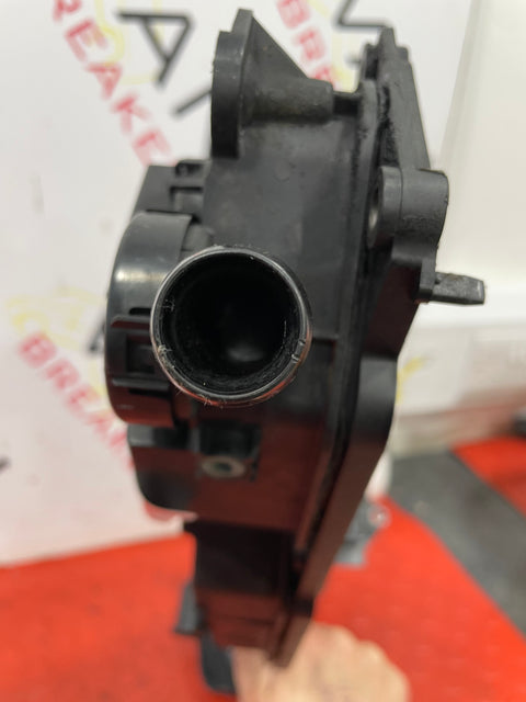 Peugeot Partner Citroen Berlingo CYLINDER HEAD VALVE COVER 1.6 HDi 8V 2013-2018 P/N 9688939180- 1