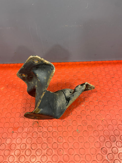 Ford Transit Tipper Mk8 REAR SPRING CARRIER Fits Both Sides 2.2 2014-2021 P/N BK315785AC - 1