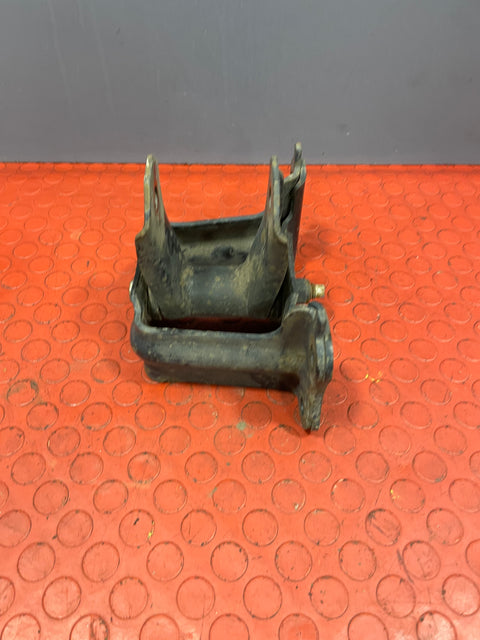 Ford Transit Tipper REAR LEAF SPRING HANGER / BRACKET Fits Both Sides MK8 2.2 2014-2021 P/N KK315776AA / 6C115894AD