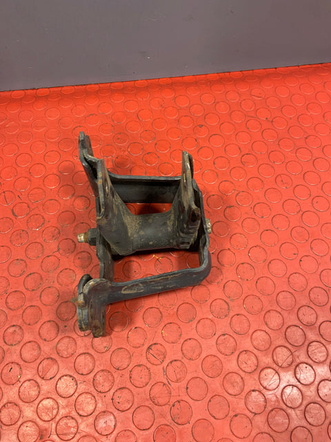 Ford Transit Tipper REAR LEAF SPRING HANGER / BRACKET Fits Both Sides MK8 2.2 2014-2021 P/N KK315776AA / 6C115894AD