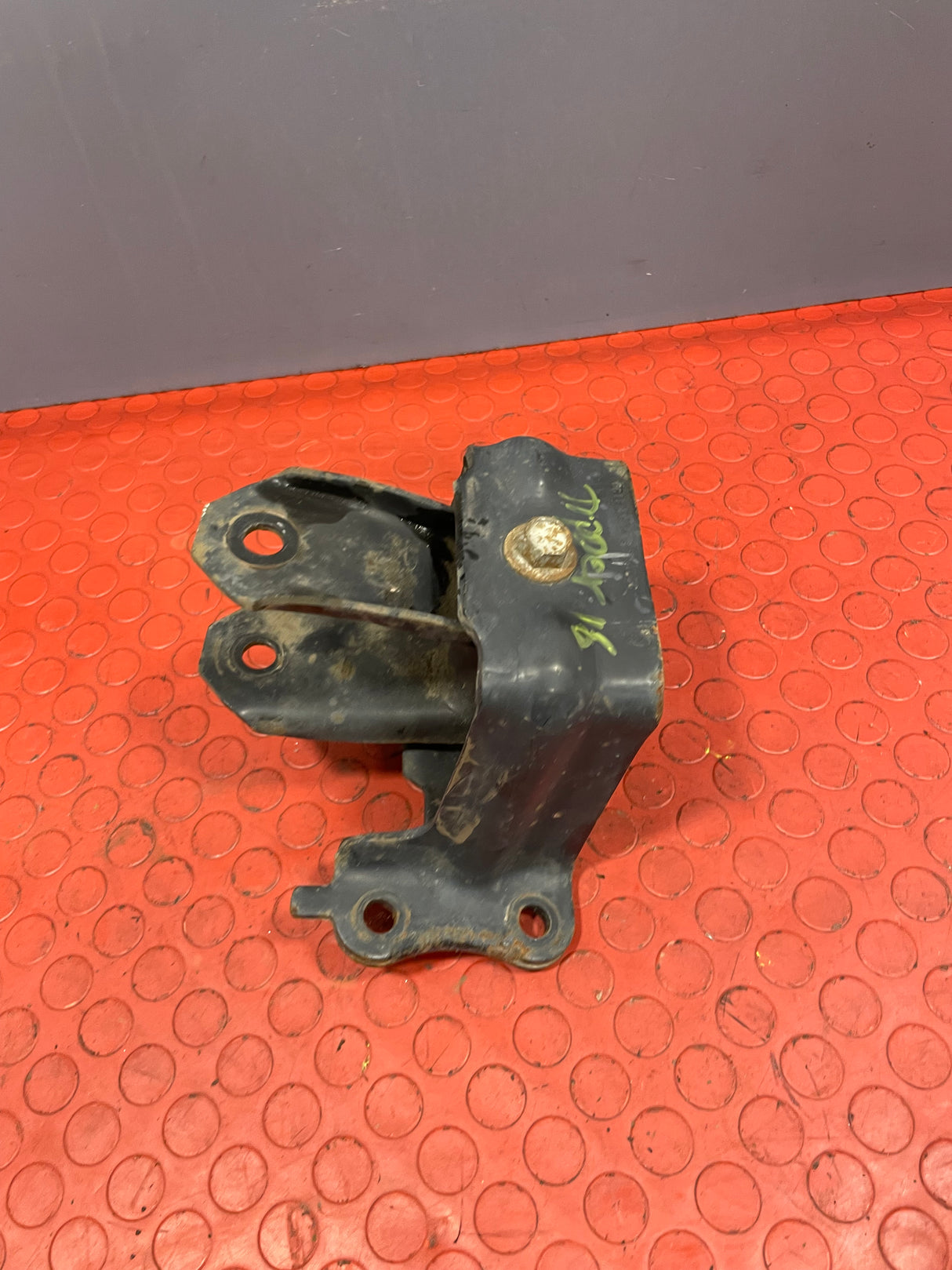 Ford Transit Tipper REAR LEAF SPRING HANGER / BRACKET Fits Both Sides MK8 2.2 2014-2021 P/N KK315776AA / 6C115894AD