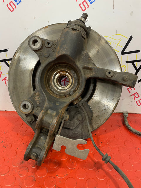 Citroen Dispatch Peugeot Expert Toyota Proace PASSENGER SIDE FRONT HUB WITH ABS 1.6L 2017-2024 P/N 98136419