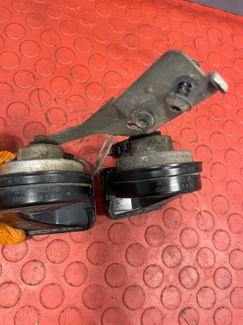 Ford Transit HORN ASSEMBLY PAIR 2.0 MK8 RWD 2016-2023 P/N BK2T13A803AB