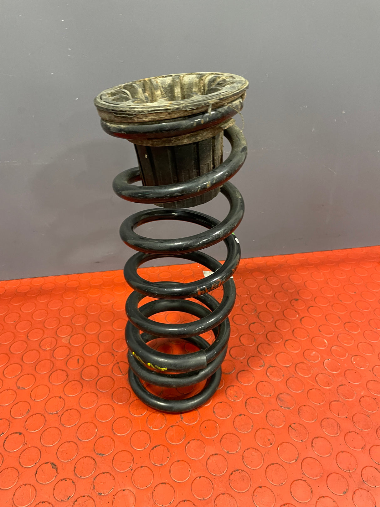 Citroen Berlingo/Peugeot Partner/Vauxhall Combo/Toyota Proace City REAR COIL SPRING 2019-2024 P/N 9824534080 - 2