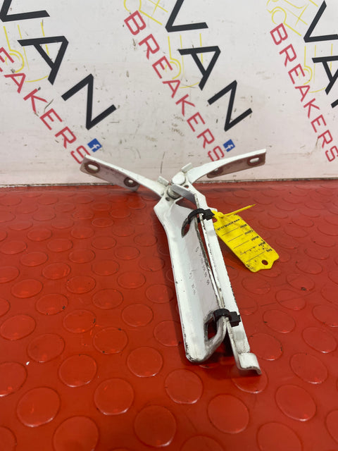 Peugeot Partner/Citroen Berlingo BONNET HINGES (Pair) 2008-2018 P/N 968063148001