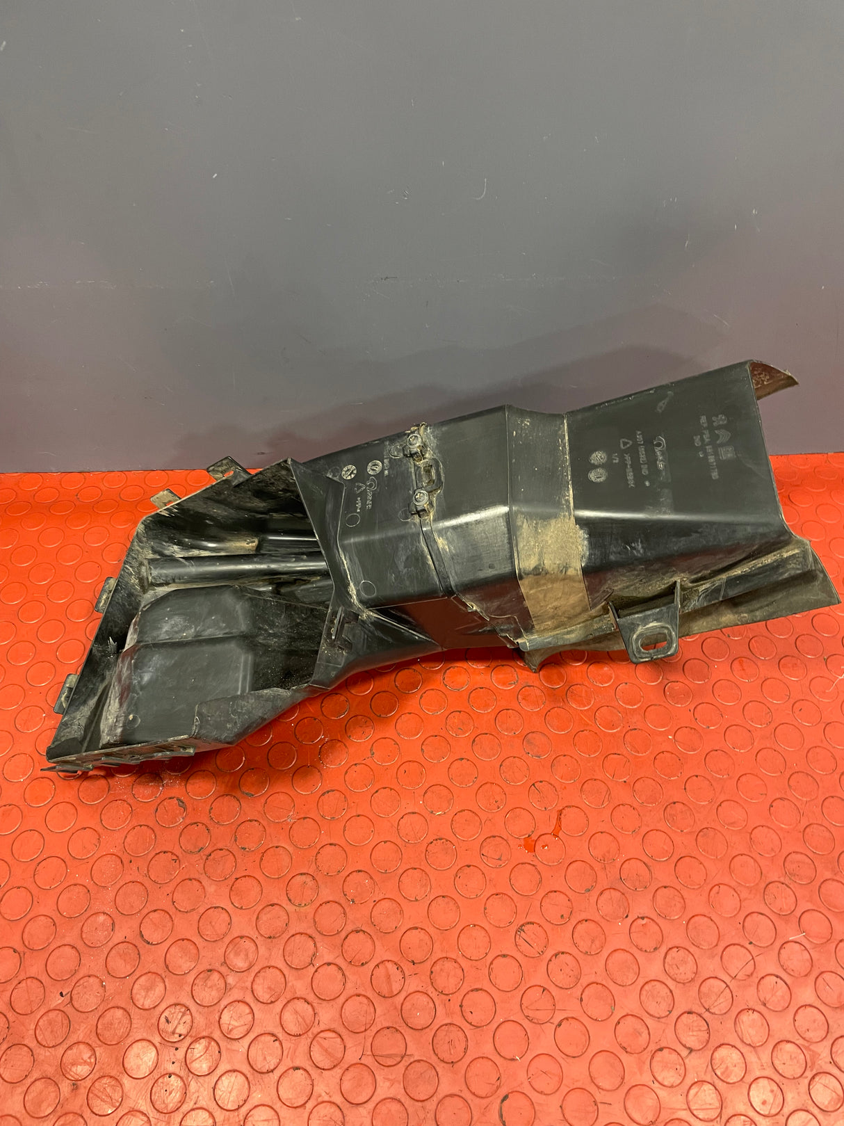 Citroen Berlingo/Peugeot Partner/Vauxhall Combo/Toyota Proace INTERCOOLER AIR DUCT CHANNEL 1.5 2018-2024 P/N 9816871780
