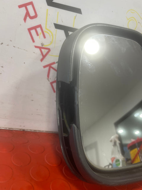 Citroen Berlingo/Peugeot Partner ELETRIC WING MIRROR PASSENGER SIDE 2013-2018 (w/ Damage) (Black) P/N 232636103 - 3