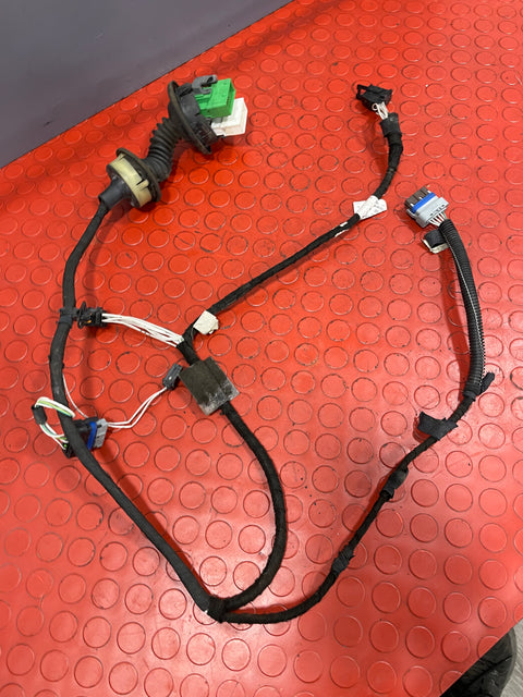Citroen Dispatch/Peugeot Expert/Vauxhall Vivaro/Toyota Proace/Fiat Scudo FRONT DOOR WIRING HARNESS Driver's Side 2019-2024 P/N 1440238480