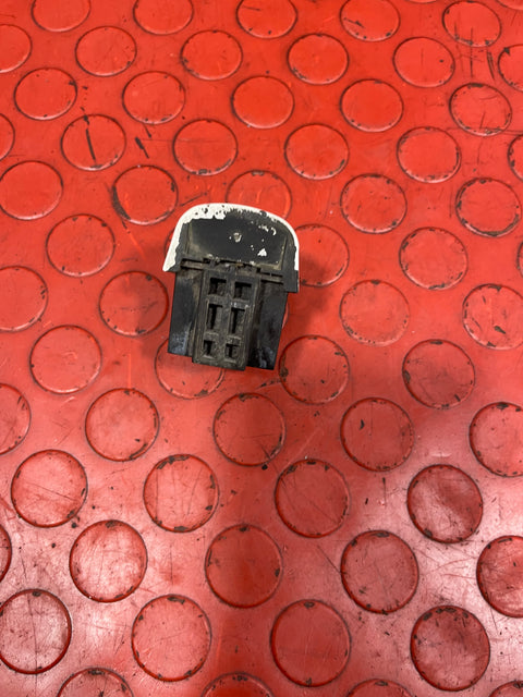 Citroen Dispatch/Peugeot Expert/Vauxhall Vivaro/Toyota Proace/Fiat Scudo OUTER DOOR HANDLE OPENER END CAP Driver's Side RH 2008-2016 P/N 96816438977