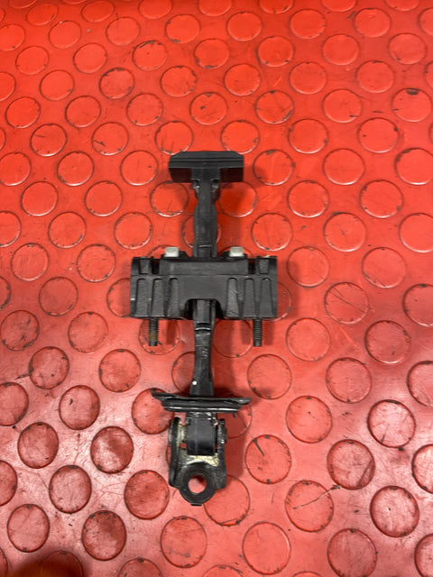 Citroen Dispatch/Peugeot Expert/Vauxhall Vivaro/Toyota Proace/Fiat Scudo DOOR CHECK STRAP STOPPER Front 2008-2016 P/N 10000057539