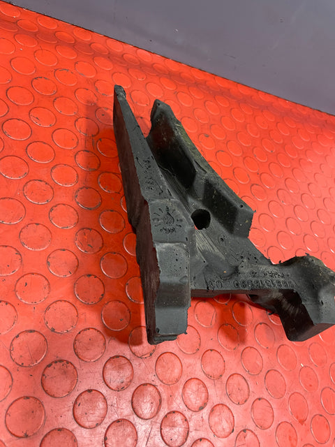 Citroen Berlingo/Peugeot Partner WINDSCREEN CEILING SPONGE INSULATION Driver's Side 2008-2016 P/N 9681316580