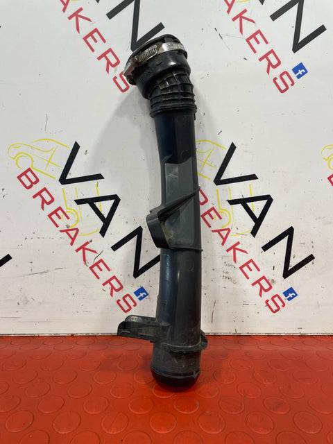 Citroen Berlingo/Peugeot Partner/Toyota Proace City/Vauxhall Combo DIESEL INTERCOOLER HOSE PIPE 1.5L 2019-2024 P/N 9831710780