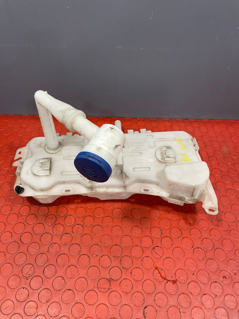 Citroen Berlingo/Peugeot Partner/Vauxhall Combo/Toyota Proace City WINDSCREEN WASHER BOTTLE w/ FILLER NECK (no pump) 2019-2023 P/N 9817300980 - 1