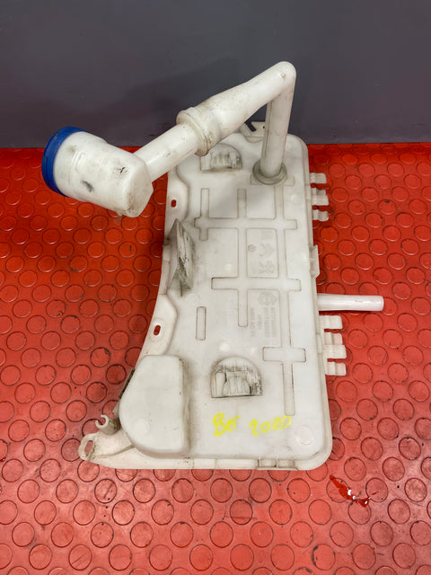 Citroen Berlingo/Peugeot Partner/Vauxhall Combo/Toyota Proace City WINDSCREEN WASHER BOTTLE w/ FILLER NECK (no pump) 2019-2023 P/N 9817300980 - 1