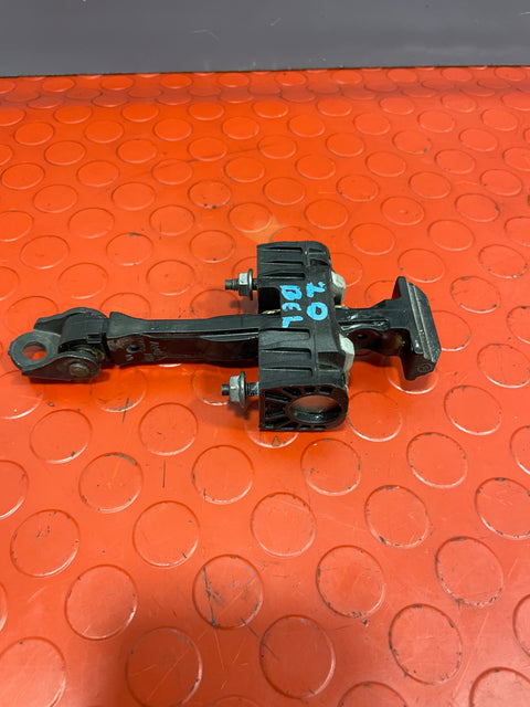 Citroen Berlingo/Peugeot Partner/Vauxhall Combo/Toyota Proace City FRONT DRIVER's SIDE DOOR CHECK STRAP (small crack) 2019-2023 P/N 9819015380