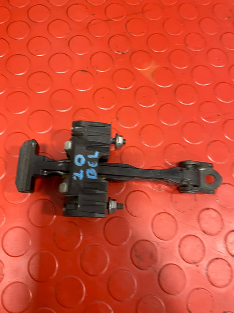 Citroen Berlingo/Peugeot Partner/Vauxhall Combo/Toyota Proace City FRONT DRIVER's SIDE DOOR CHECK STRAP (small crack) 2019-2023 P/N 9819015380