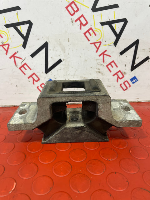 Renault Master ENGINE MOUNT FWD LEFT 2.3 dCi 2010-2023 P/N 8200676857