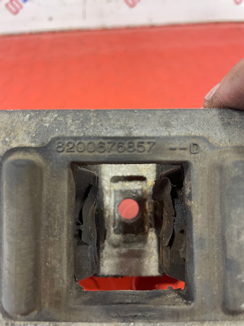 Renault Master ENGINE MOUNT FWD LEFT 2.3 dCi 2010-2023 P/N 8200676857