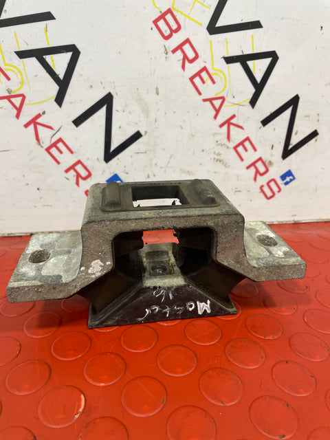 Renault Master ENGINE MOUNT FWD LEFT 2.3 dCi 2010-2023 P/N 8200676857